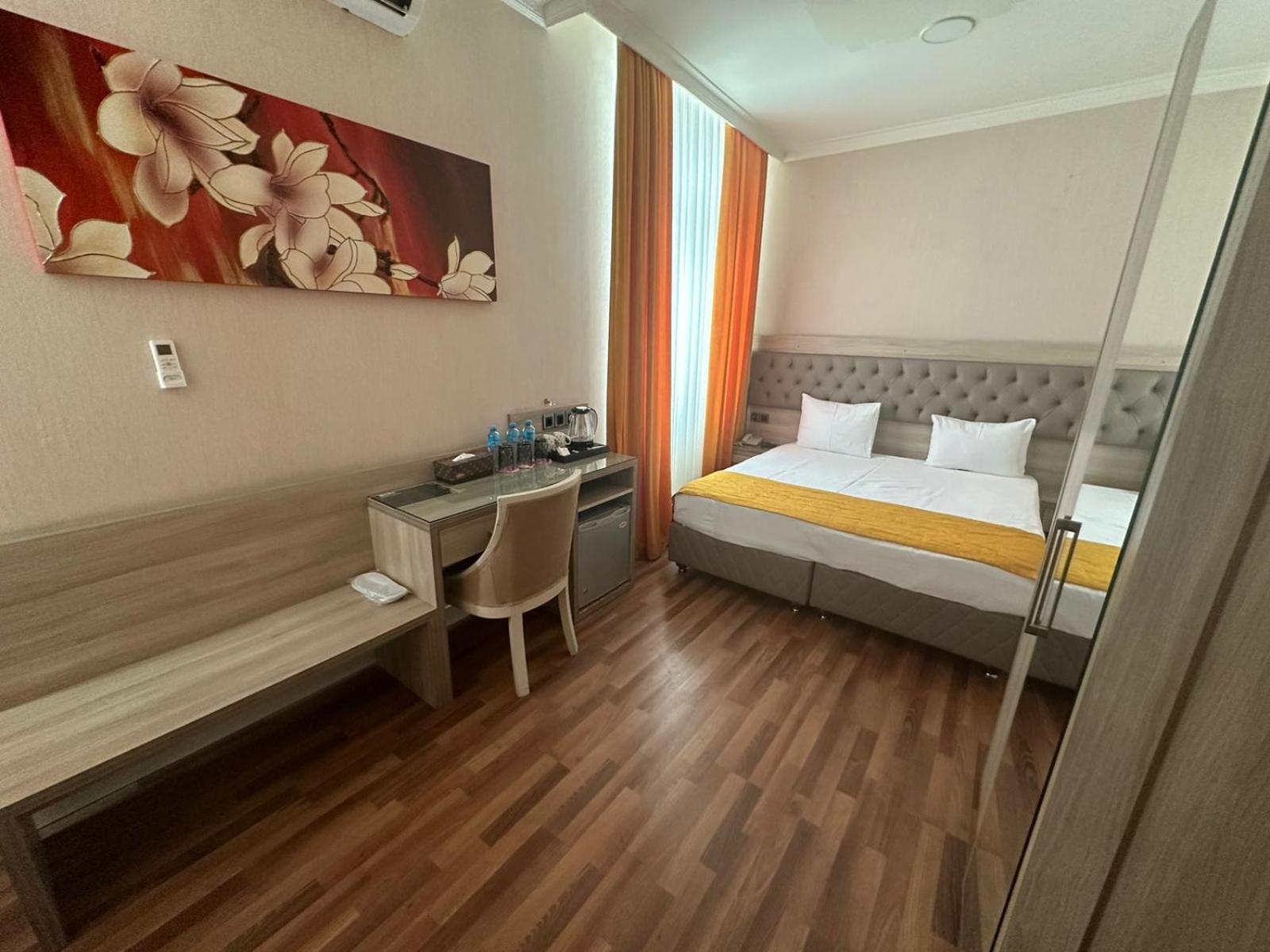 Hotel Empire Business Baku Exterior photo